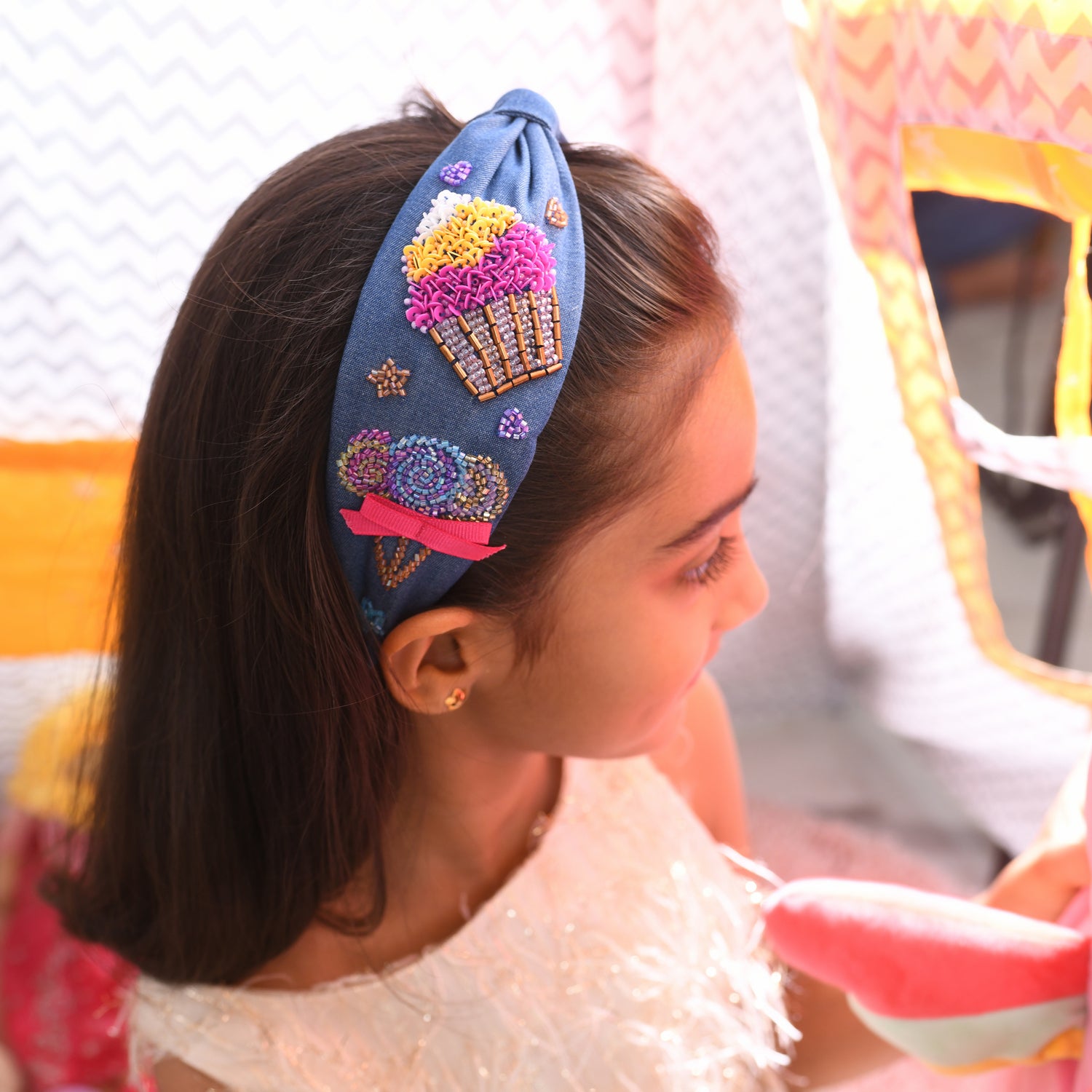 Elsa Headband in Embroidered Motifs - Dessert lovers