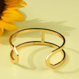 Statement Gold Cuff