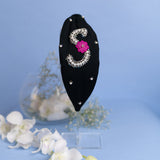 Betty Cooper Iniziale Embroidered Headband in Black with Lipstick