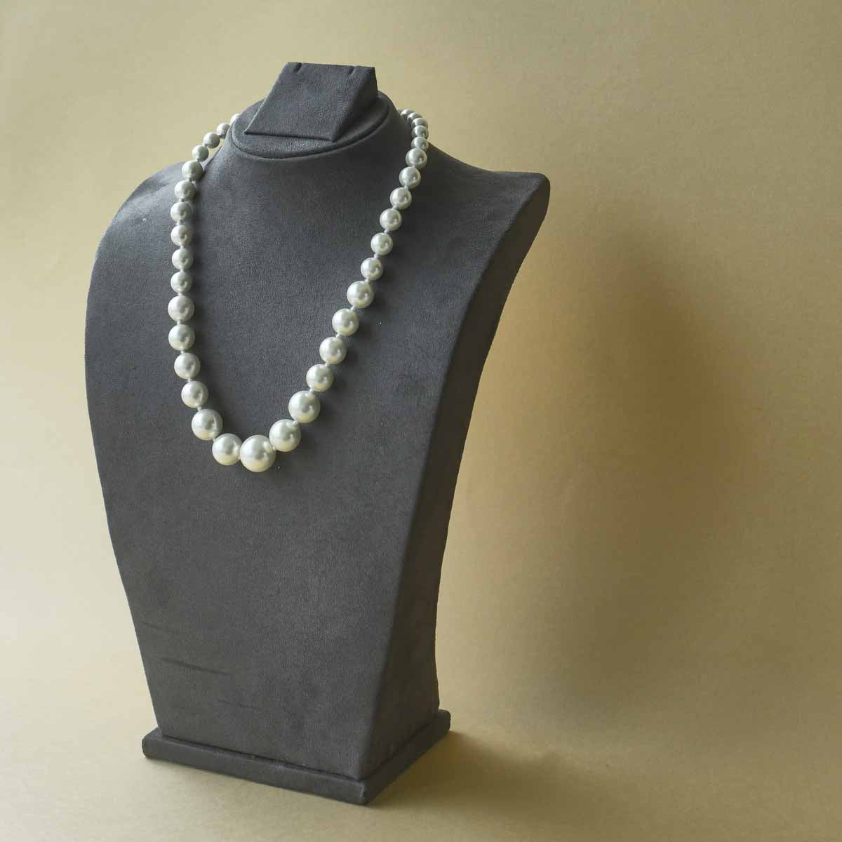 Statement Single Line Pearl Necklace